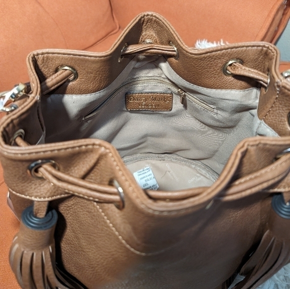 NWT Darcy Marks London Bucket Bag with fringe and braided handle Brown - Picture 9 of 12